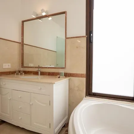 Sea Breeze Jarea فيلة