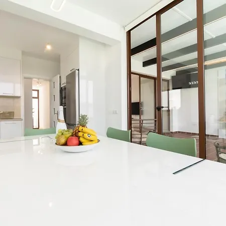 فيلة Sea Breeze Jarea